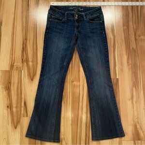 1 DAY SALE!!! American Eagle Artist Blue Jeans—2Short
